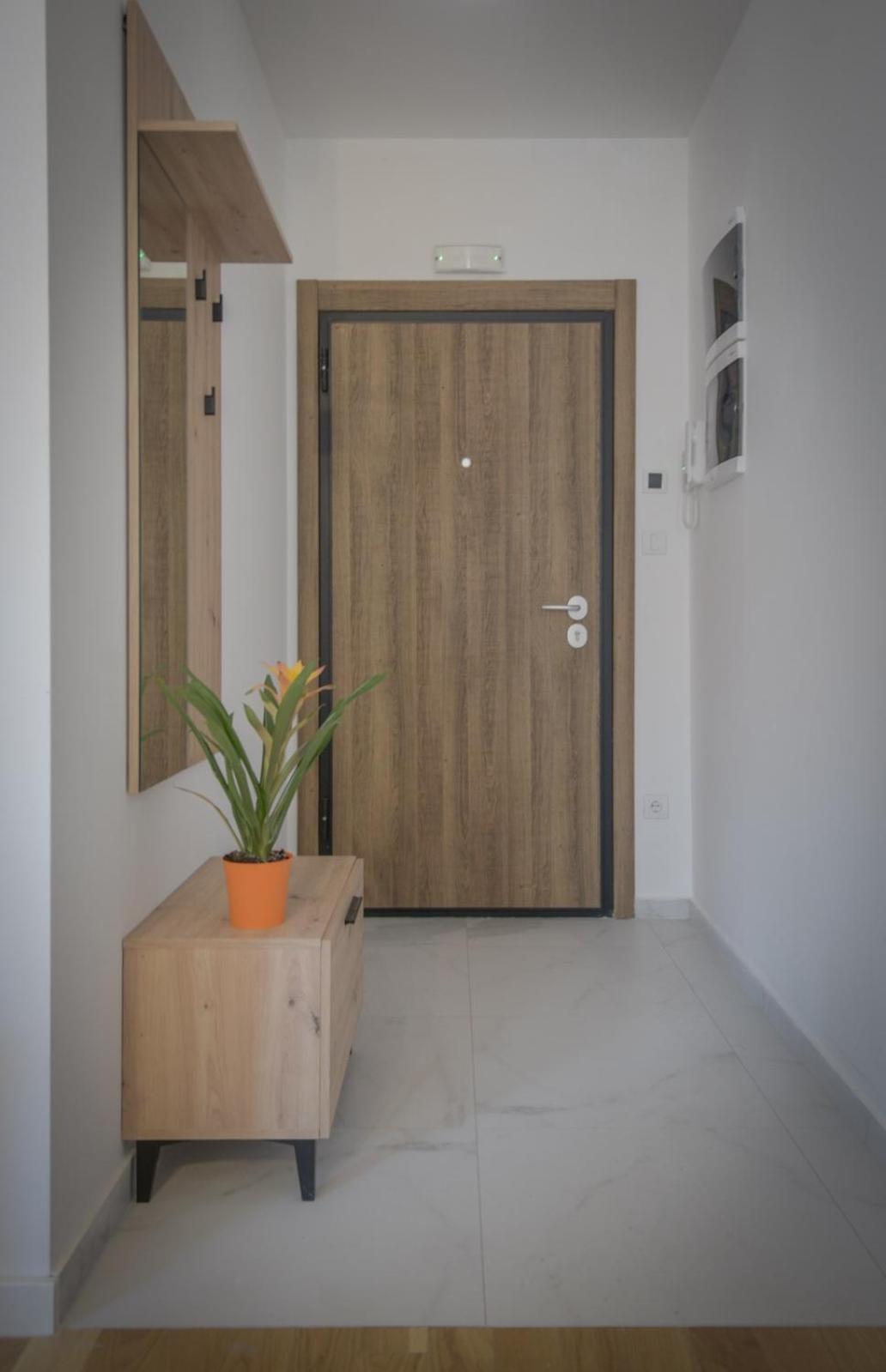 Tera Apartment Zemun Belgrád Kültér fotó